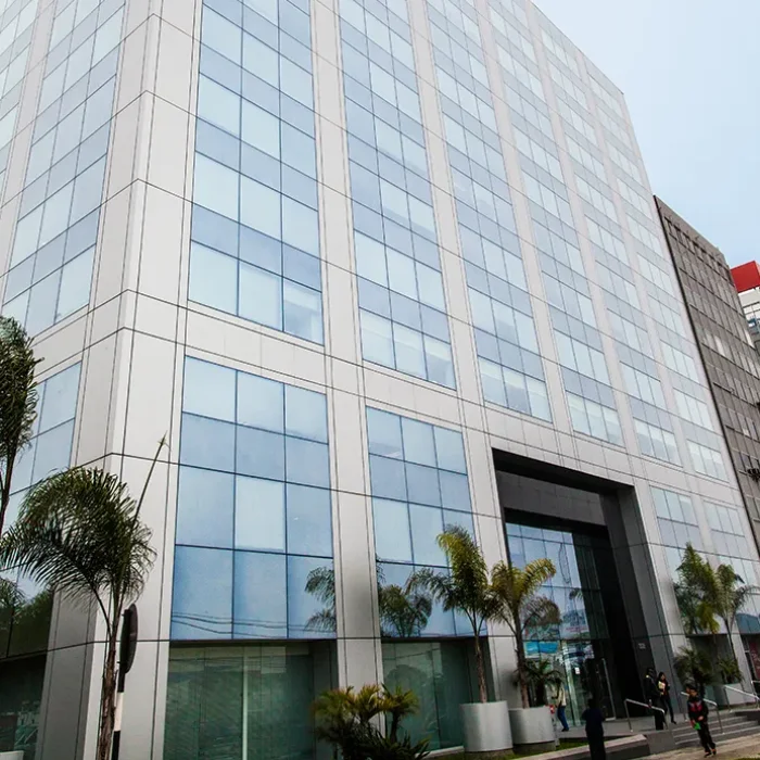 A very tall building with a lot of windows